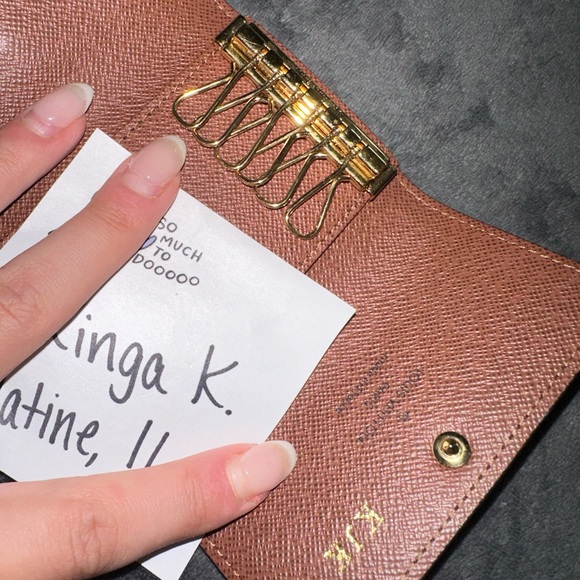 Louis Vuitton 6 ring key holder (with Initials KJK) - Picture 4 of 9